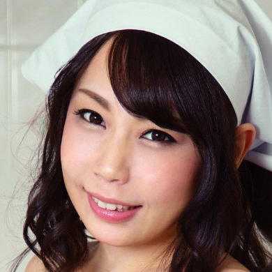 Momomiya Momo