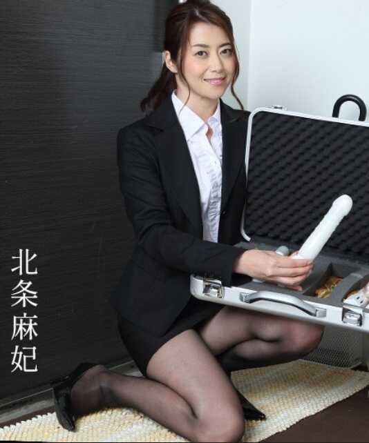 091724-001-1PON A Straight Path 091724_001 Too Beautiful Shemale Sales Lady - Mahiru Hojo