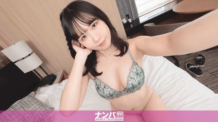 200GANA-3379 Deep kiss with a long tongue sexily entwining!! A repressed super-perv girl who lets out insanely slutty moans you couldn't imagine from her innocent-looking ass and hips!! Super sensitive girl who moans 'ahn ahn' no matter where you touch!! Good at perr-