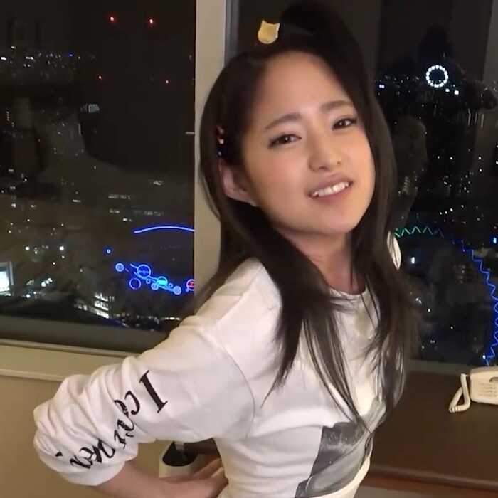 [FC2] Approached an Energetic and Cute Girl Dancing in Front of the Station – Turns Out She's a Famous TikToker!? [FC2-PPV-4880334]