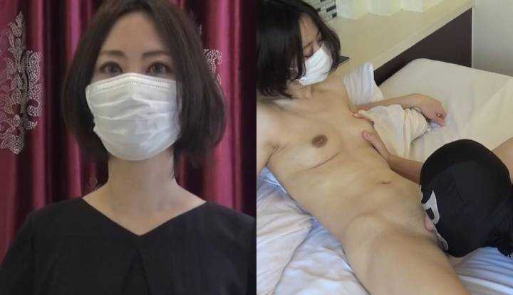 [FC2] Super Sensitive, Ultra Perverted and Lewd, Passionately Entwined with a Delicate Beauty Wife Yurisaya (FC2-PPV-4860175)
