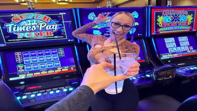 21st Birthday in Las Vegas with my STEPMOM!