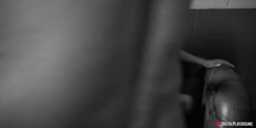 DigitalPlayground Beca Barbie Deep Trouble